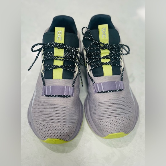 On Running Cloudnova Pearl/Zest size 8.5 On Cloud - Picture 7 of 14